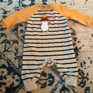 Baby gender neutral clothes